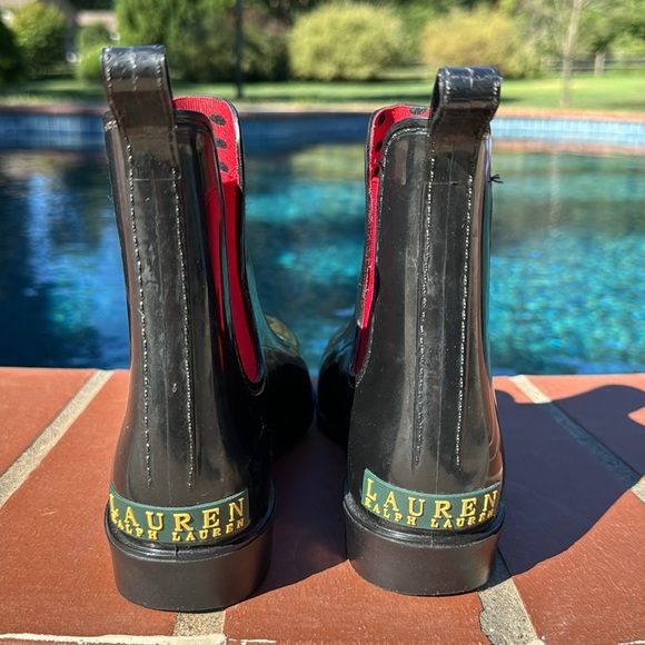 ☔️ Ralph Lauren Red and Black Tally Short Rainboots - Picture 3 of 7
